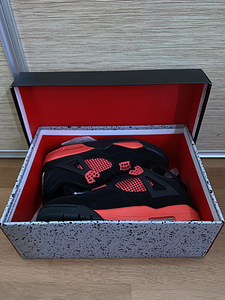 Jordan 4 "Red Thunder" (5 фото из 5)