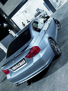BMW e90 (7 фото из 8)