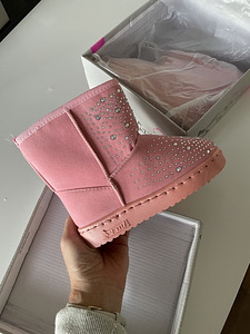 Зимние сапоги размер 29,30 в стиле UGG (2 фото из 4)