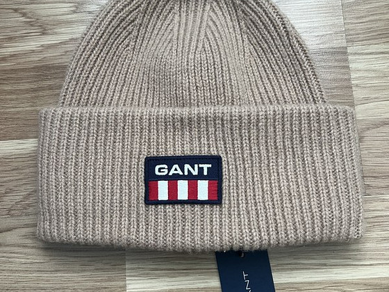 Uus müts Gant