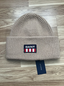 Новая шапка Gant (1 фото из 2)