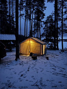 Надувная палатка Off-grid комплект (1 фото из 8)