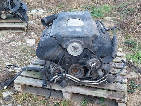 Двигатель Audi A6 2.4 121kw