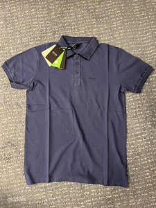 HUGO BOSS (1 фото из 2)