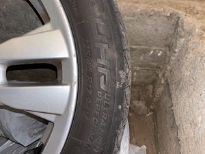 R17 Honda диски+шины (2 фото из 4)