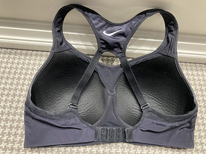 Nike Alpha spordirinnahoidja, spordipesu S/M (C-D) (2 foto / 2)