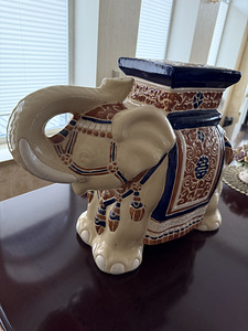 Большой слон (5 фото из 5)