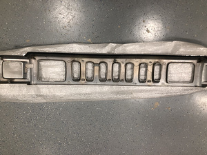 Hummer H3 front grille (2 foto / 4)