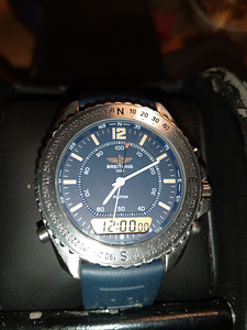 Breitling Pluton (3 фото из 3)