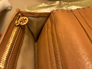 Tory Burch сумка. (3 фото из 8)