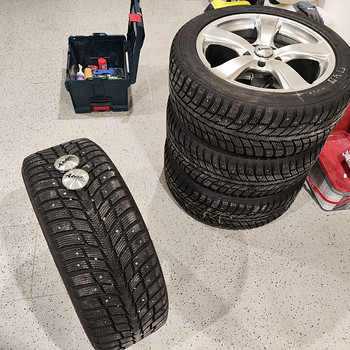 BMW Veljad. 235/50 R18; 5x120 ; ET36 ; DIA73.8