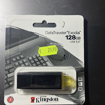 Карта памяти 128gb новая