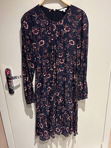 Tommy Hilfiger kleit s.38 (1 foto / 5)