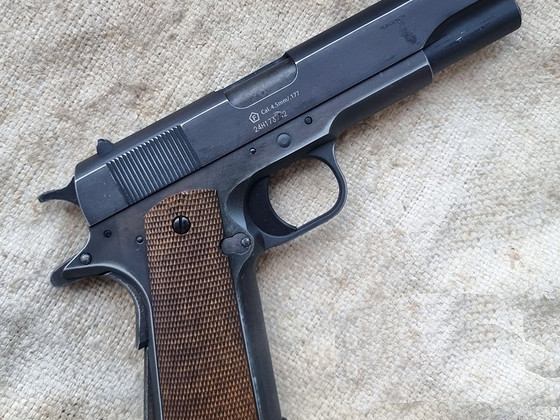 Pneumaatiline püstol Borner 1911 Blowback