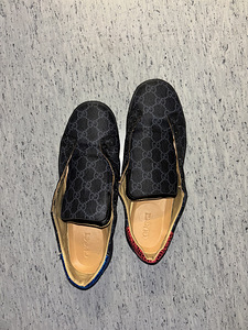 Gucci Shoes (3 фото из 10)