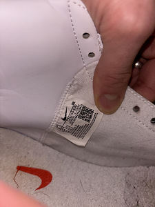Кроссовки Nike (7 фото из 10)