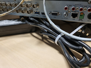 Digitaalne videoregistraator HIKVISION koos 4kaamerad (3 foto / 3)