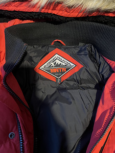 ЗИМНЯЯ КУРТКА SUPERDRY (1 фото из 4)