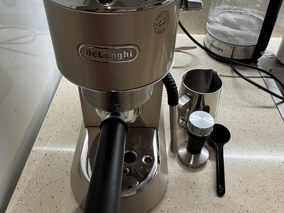 DeLonghi Dedica Arte EC885 BG