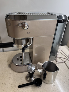 DeLonghi Dedica Arte EC885 BG (3 foto / 6)