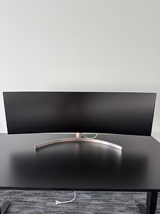LG 49'' UltraWide™ Dual QHD IPS Curved Monitor (1 foto / 4)