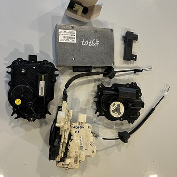 Müüa Audi S8 / A8 D3 softclose