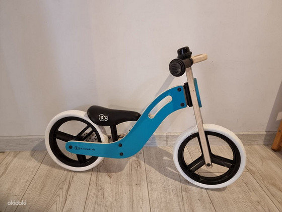 KINDERKRAFT балансировочный велосипед
