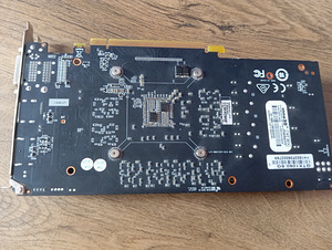 Видеокарта GTX 1060 (3 фото из 4)