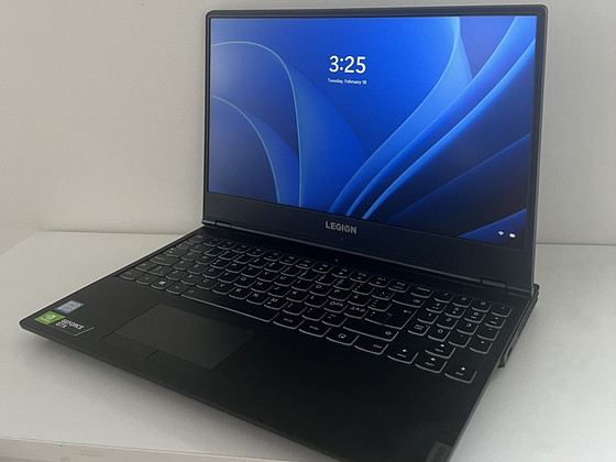 Игровой ноутбук (Lenovo Legion Y540)