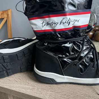 Б/у зимние сапоги Hilfiger 37-37.5
