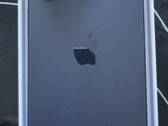 iPhone 16 uus