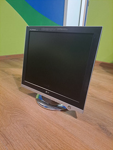 Monitorid 10x (4 foto / 4)