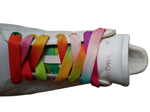 Alexander McQueen - Rainbow Lace sneakers (3 foto / 8)