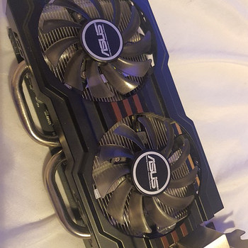 AMD Radeon R9 270 2GB (defektiga)