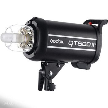Студийная вспышка Godox QT600IIM