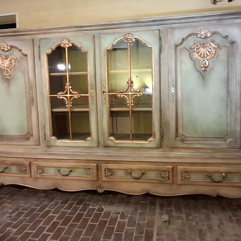 Антикварный комод 240см×150см