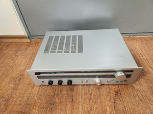 Akai AA-R11 AM/FM Stereo Receiver (2 foto / 3)