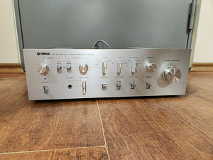 Yamaha CA-1000 стерео предусилитель-усилитель (1 фото из 3)