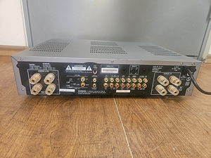 Harman Kardon HK970 Stereo Integrated Amplifier (4 foto / 4)