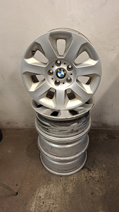 Диски литые BMW на 16, 4 шт (1 фото из 2)
