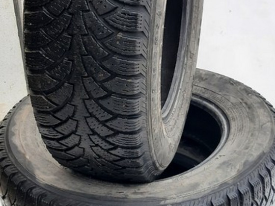 Зимние шины NORDMAN SUV 215/70R16
