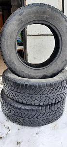 Rehvid talv NORDMAN SUV 215/70R16 (2 foto / 3)