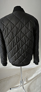 Куртка р. М (2 фото из 4)