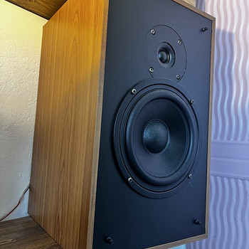 Olavi Räsänen OR Полочные колонки + Jamo Klipsch A 310 Omega1