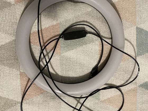 Mikrofoon ja light ring