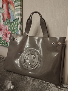 Сумка Armani (3 фото из 7)