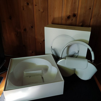 AIRPODS MAX