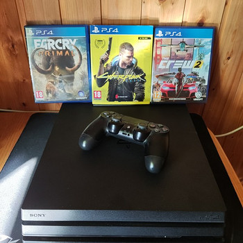 PS 4 PRO 1TB