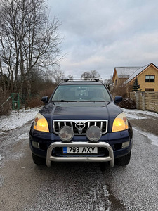 Toyota Land Cruiser (1 foto / 10)