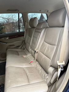 Toyota Land Cruiser (9 foto / 10)